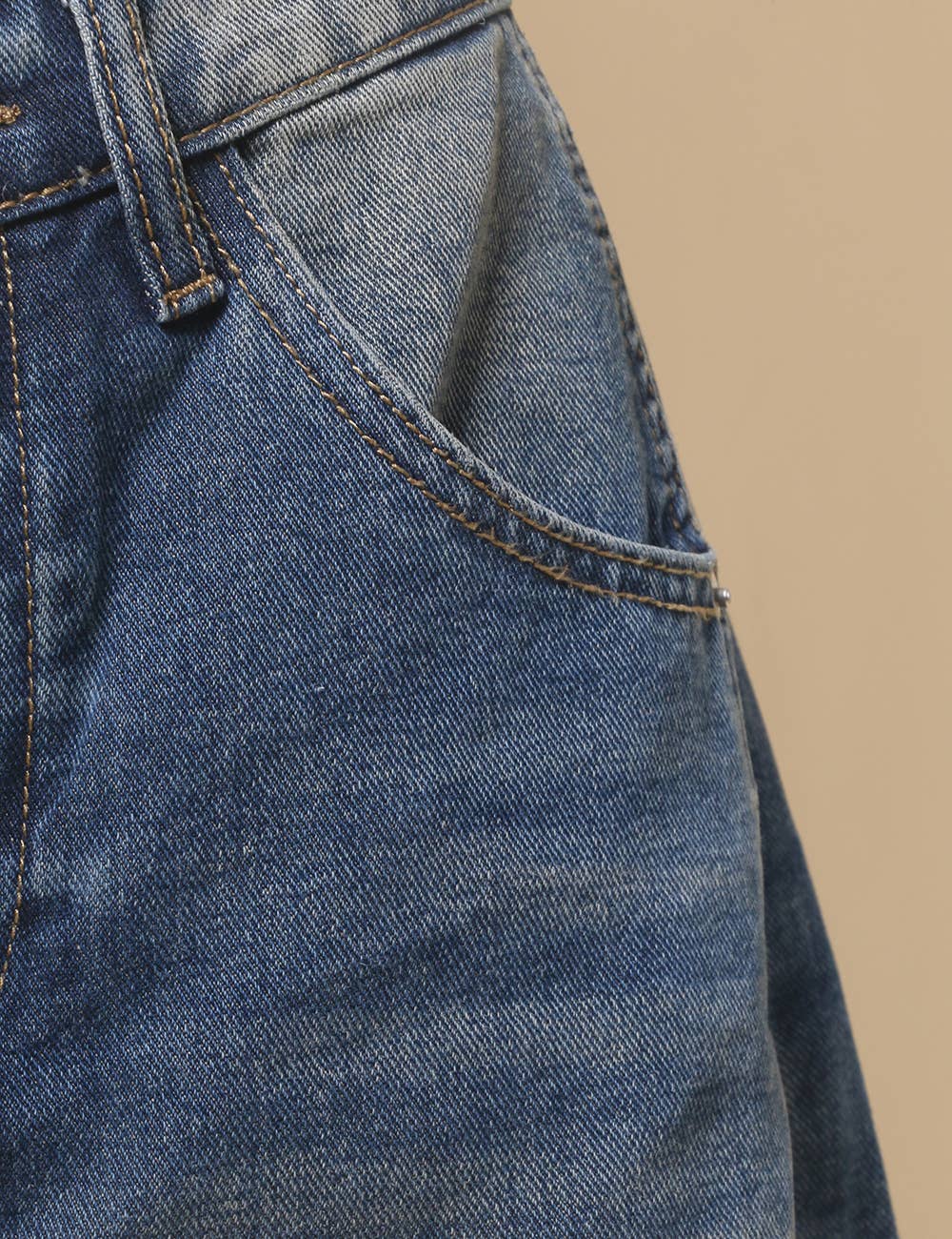 The Sutton Barrel Jean