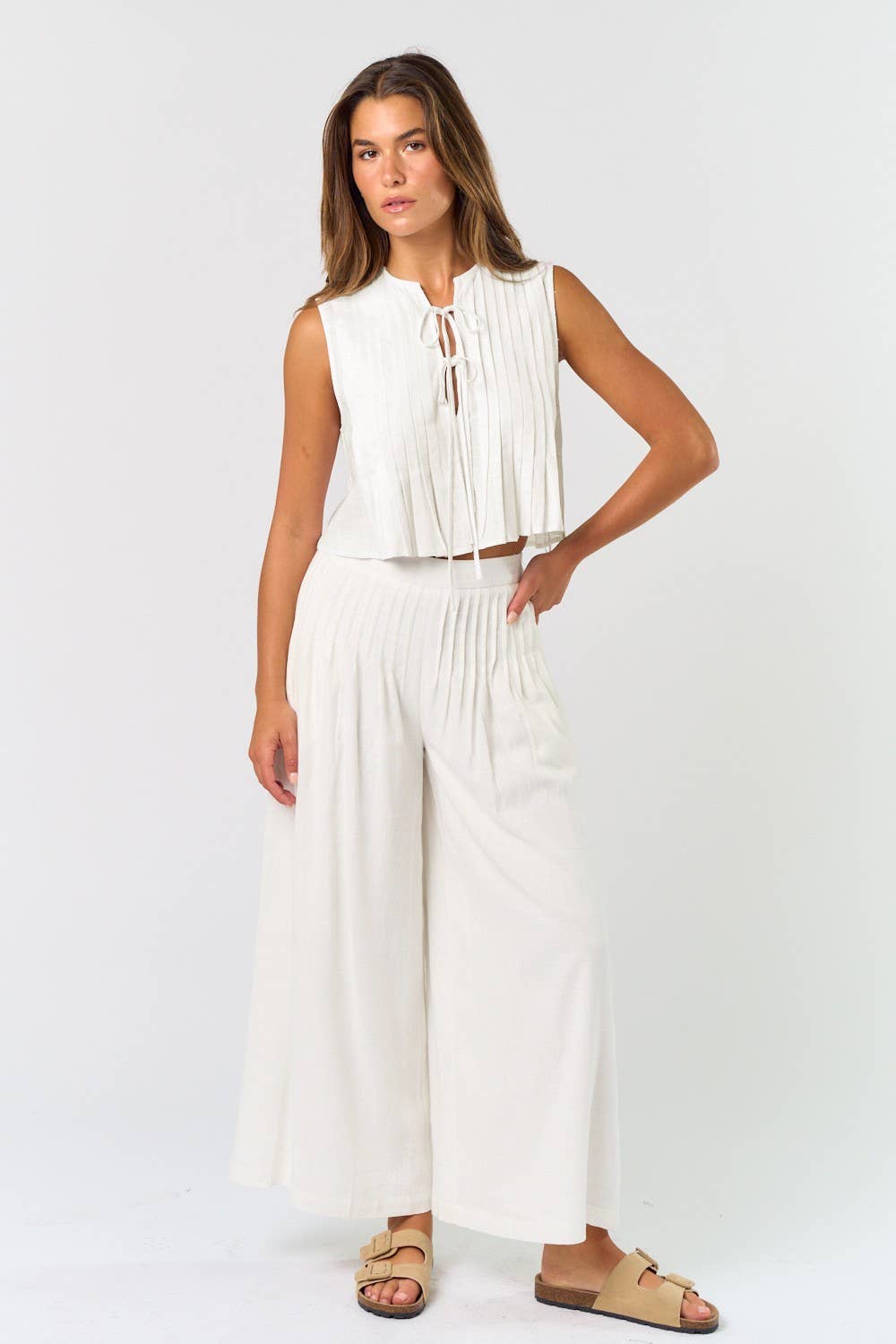 Pleated Wide Leg Pant