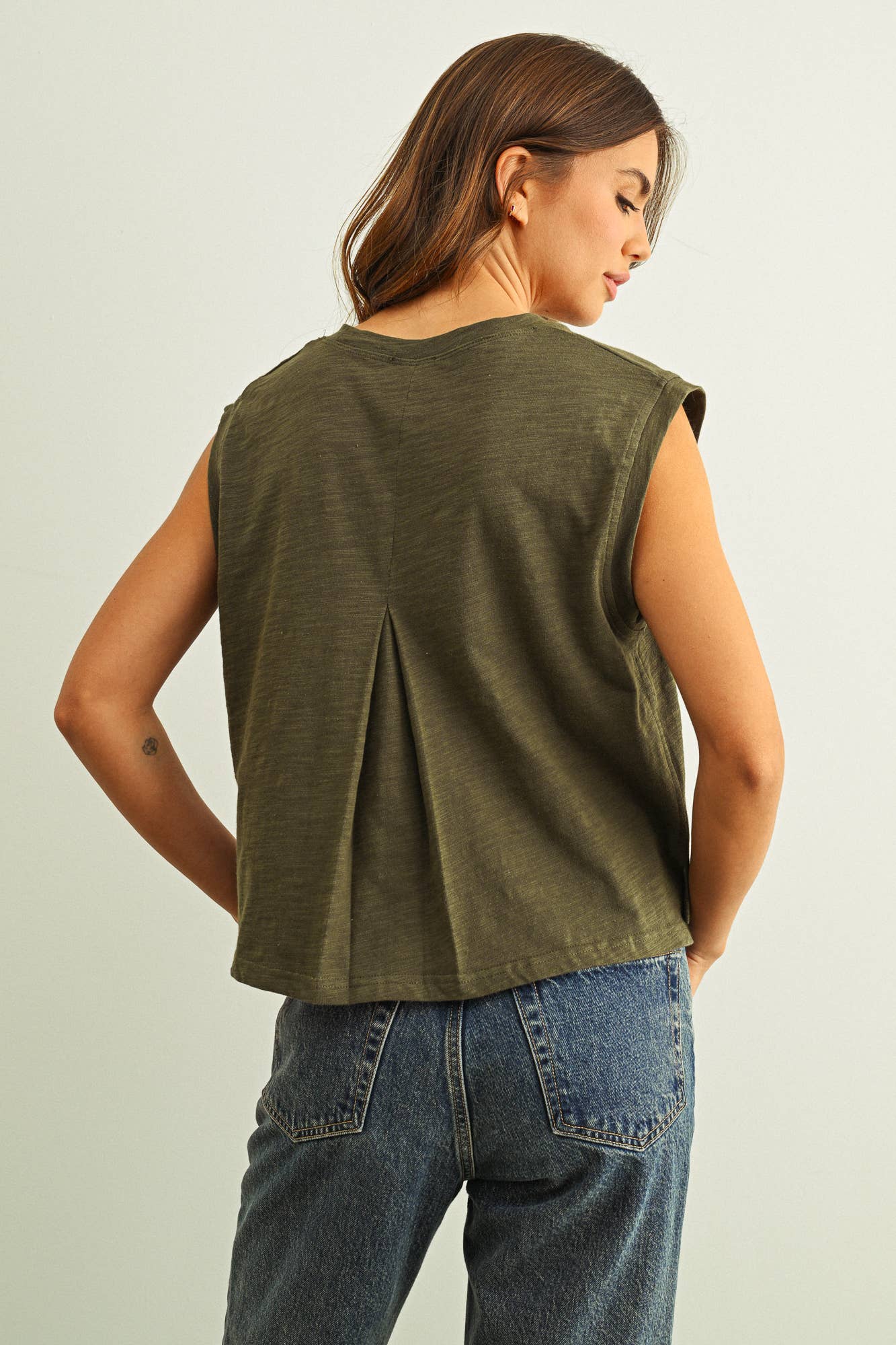 The Ollie Tee