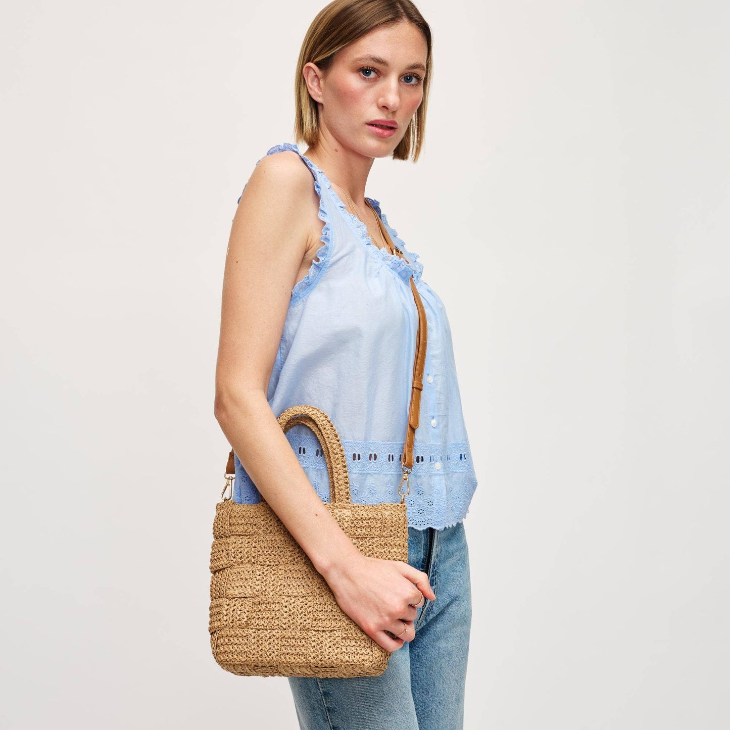 Chiara Crossbody: Tan