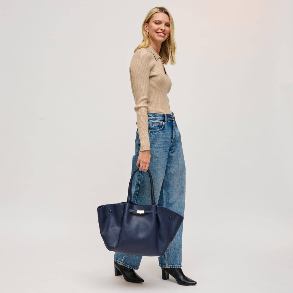 Kaia Tote
