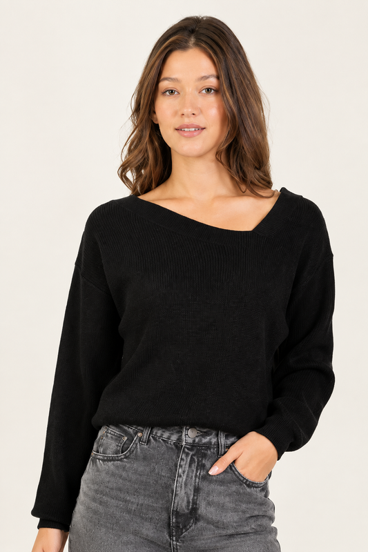 Sharpened black sweater product photo