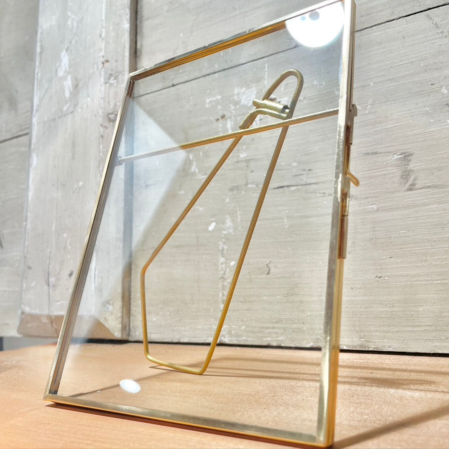 Metal Floating Frame 5x7