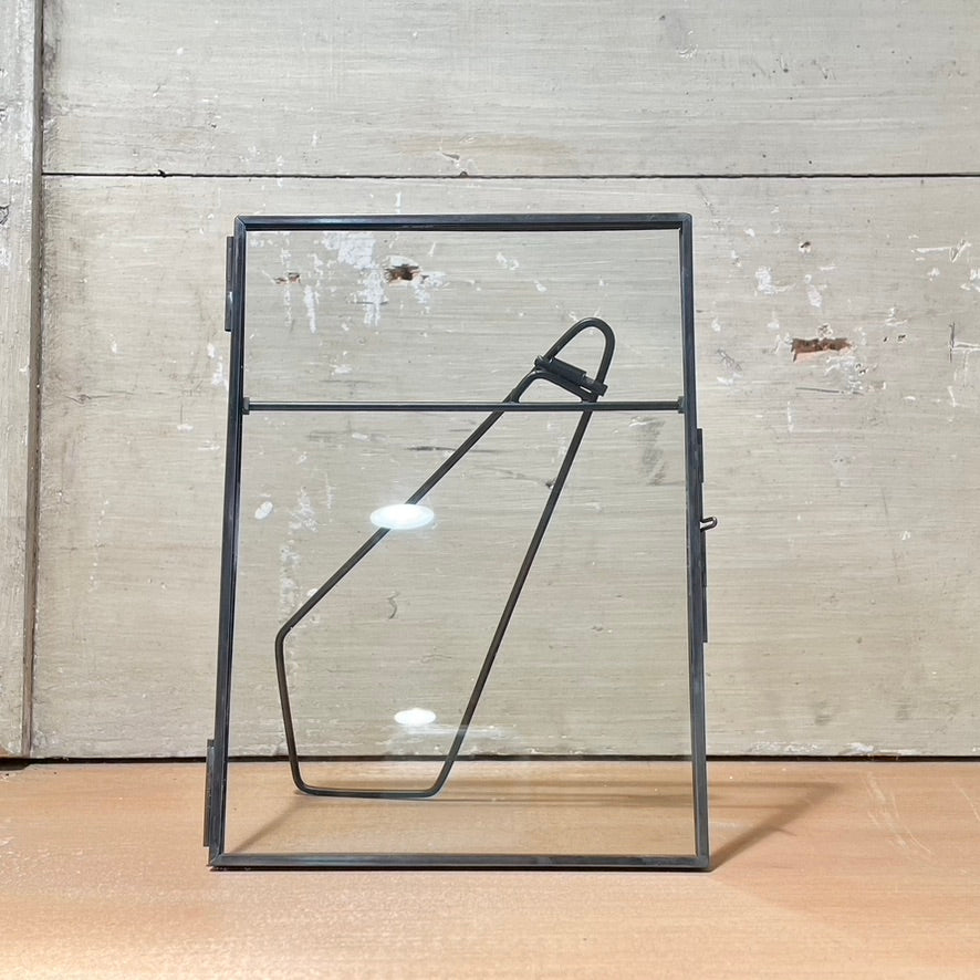 Metal Floating Frame 5x7